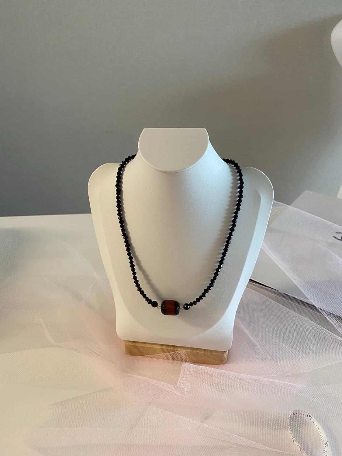 빈티지 블랙 컷팅 비즈 네크리스  상품이미지1