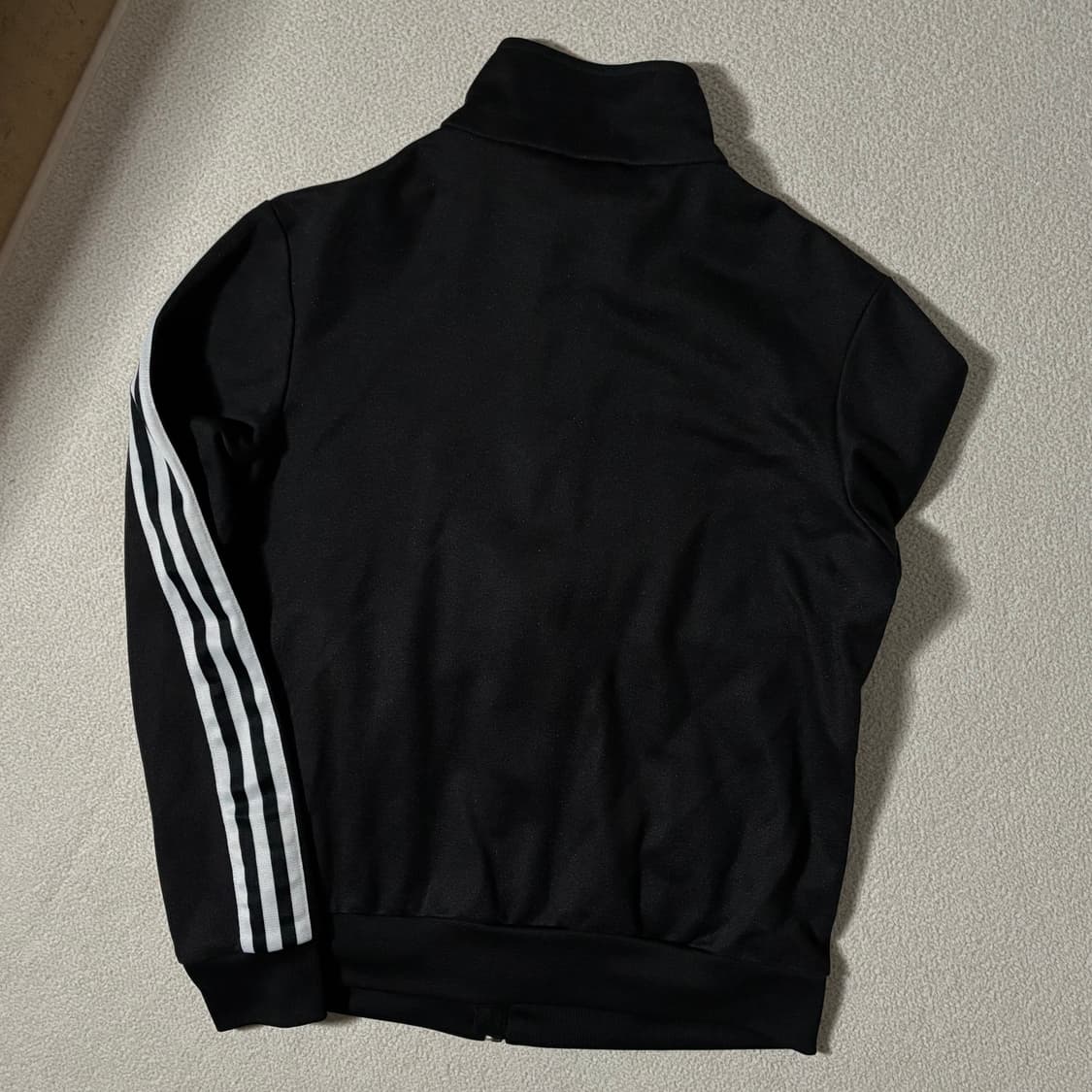 아디다스 블랙 딱붙핏 트랙탑 져지 상품이미지4