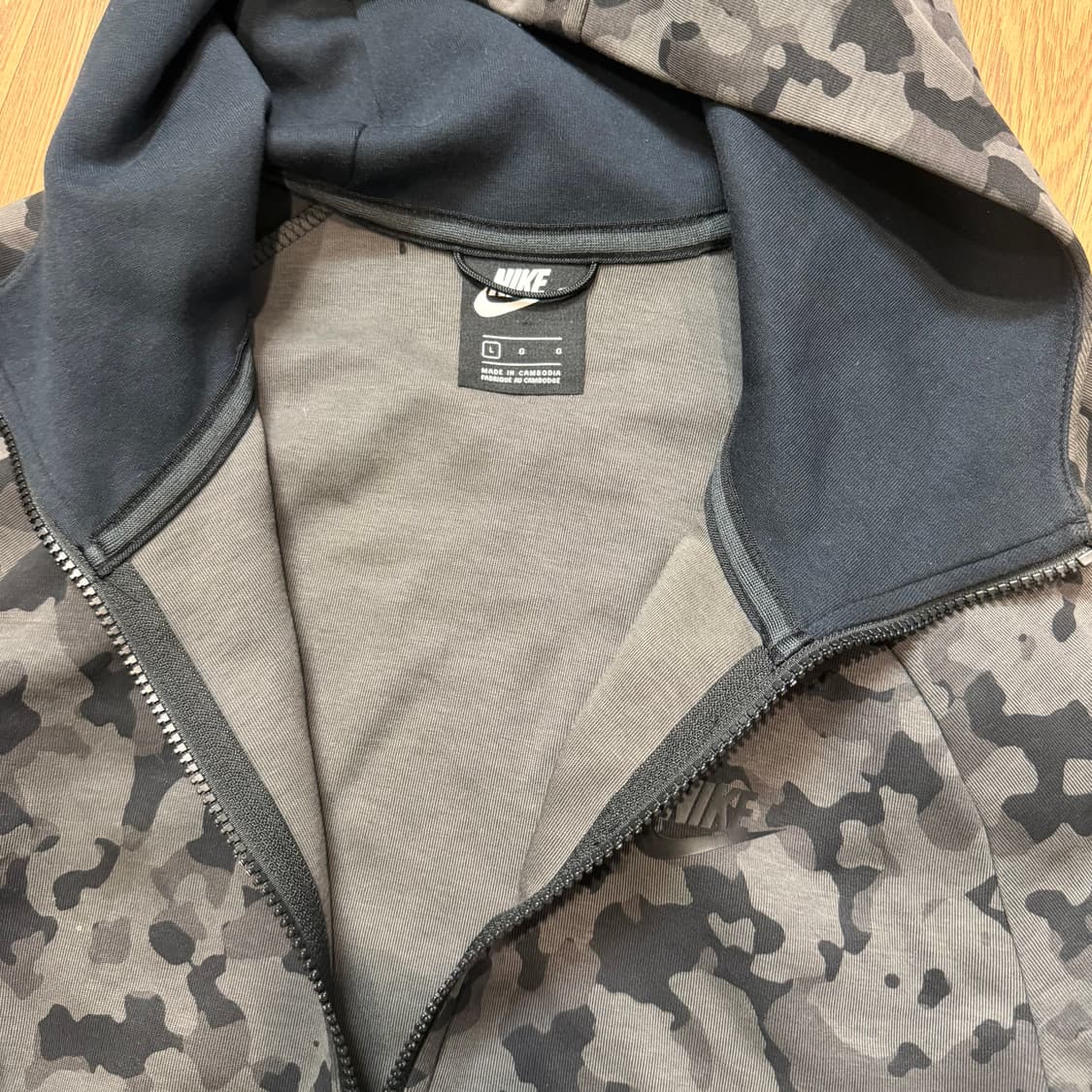 Nike 플리스 카모 후드집업 상품이미지2
