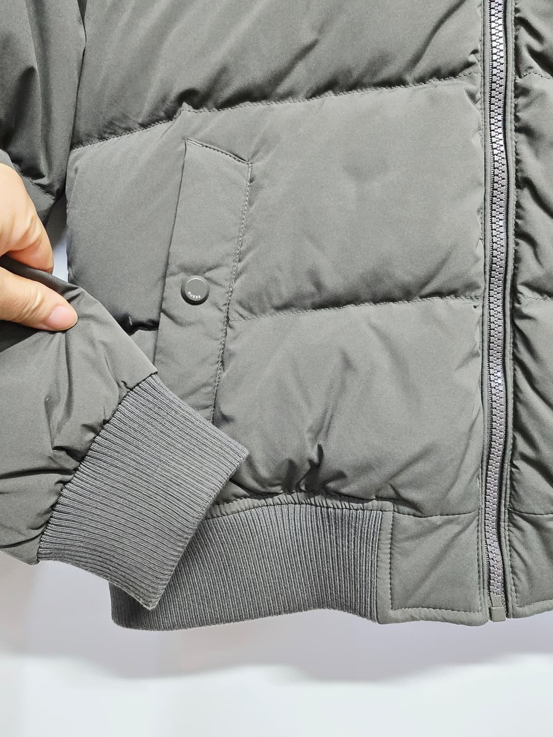 게스 다운패딩 점퍼 상품이미지3