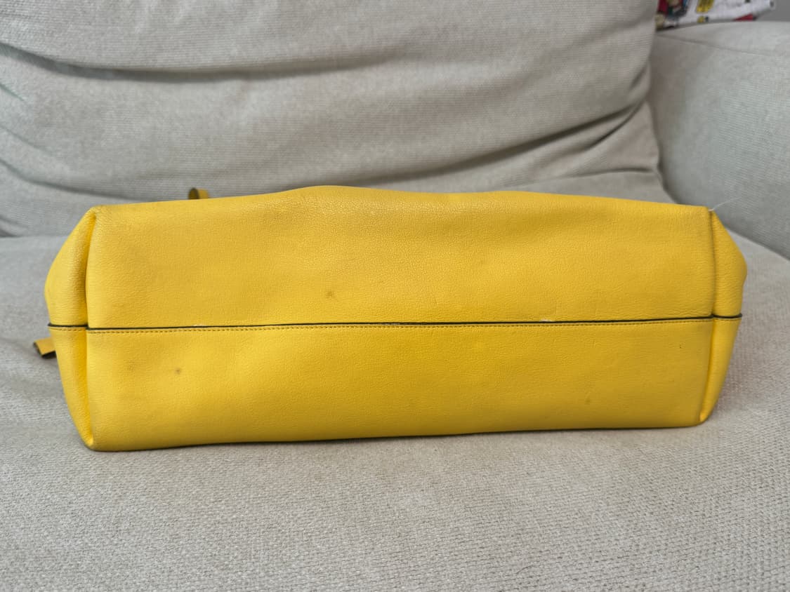 생로랑 옐로우 쇼퍼백 상품이미지4