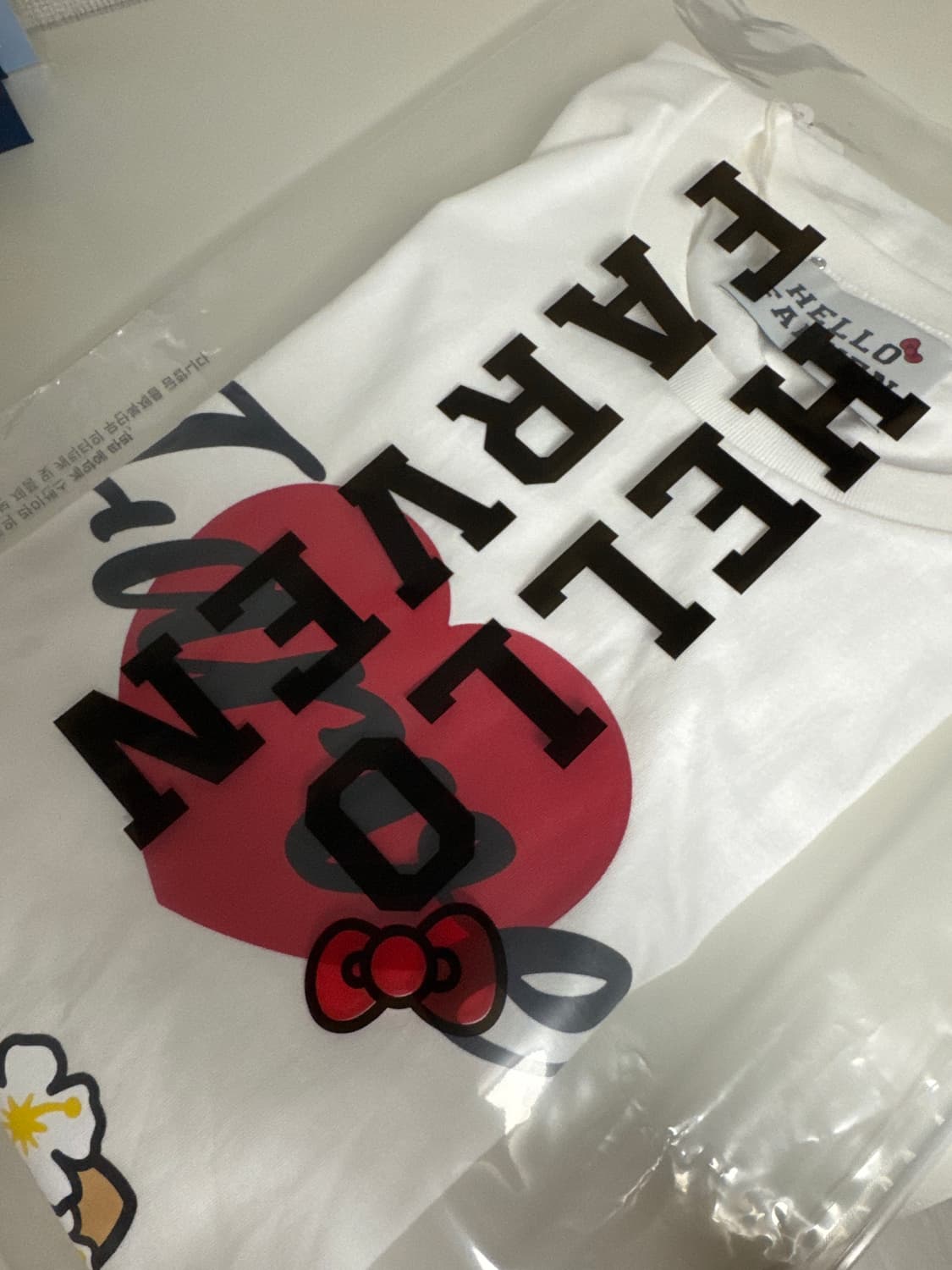 새제품 ) 파르벵 태닝키티 반팔 팝니다 상품이미지2
