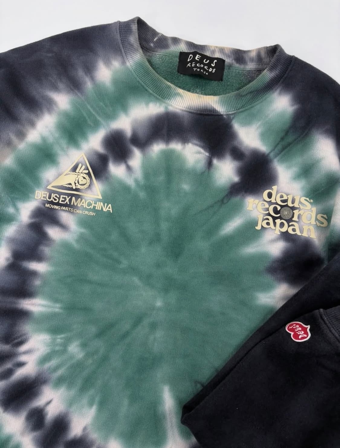 데우스 타이다이 맨투맨  상품이미지2