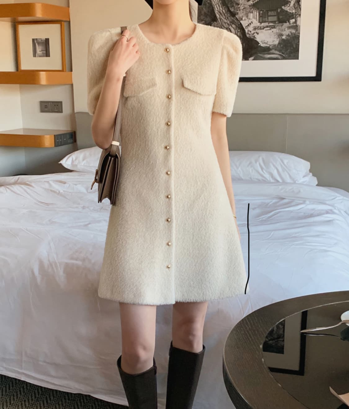 아뜨랑스 아이보리 부클 트위드 원피스 상품이미지1