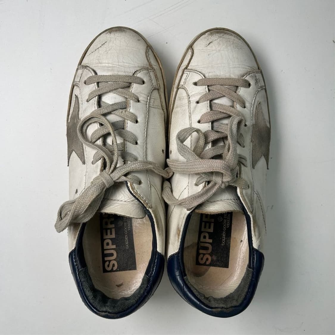 골든구스 슈퍼스타 화이트 네이비탭 스니커즈 230 상품이미지5
