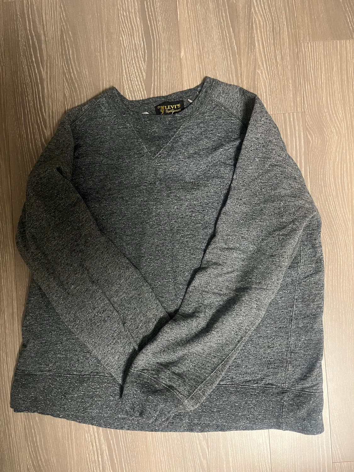 lvc 맨투맨 판매 상품이미지1