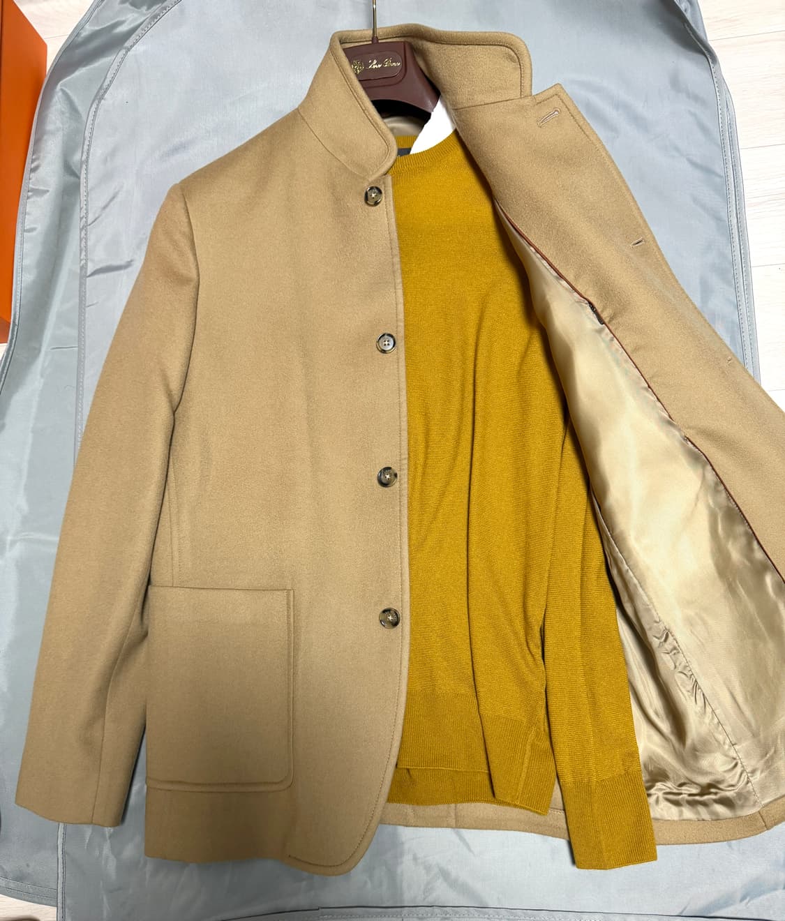 (새상품,강추👍)로로피아나 베이비캐시미어 골든 스웨터 니트 상품이미지6