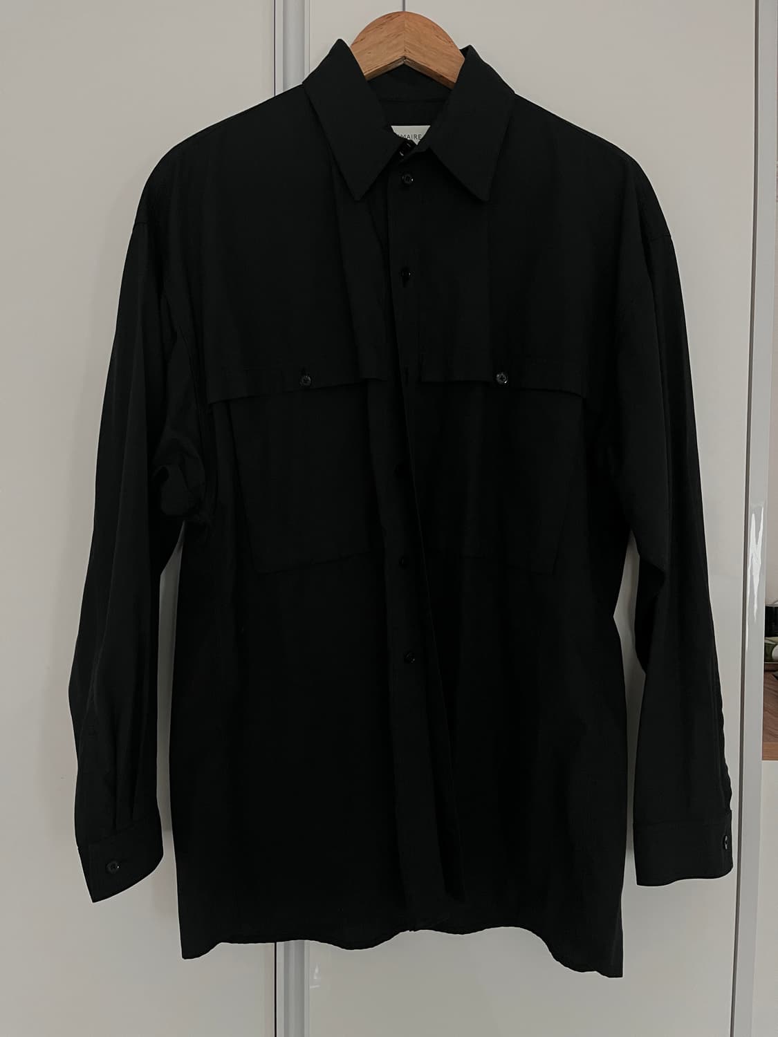 [46] 르메르 스톰플랩 셔츠 블랙 상품이미지8