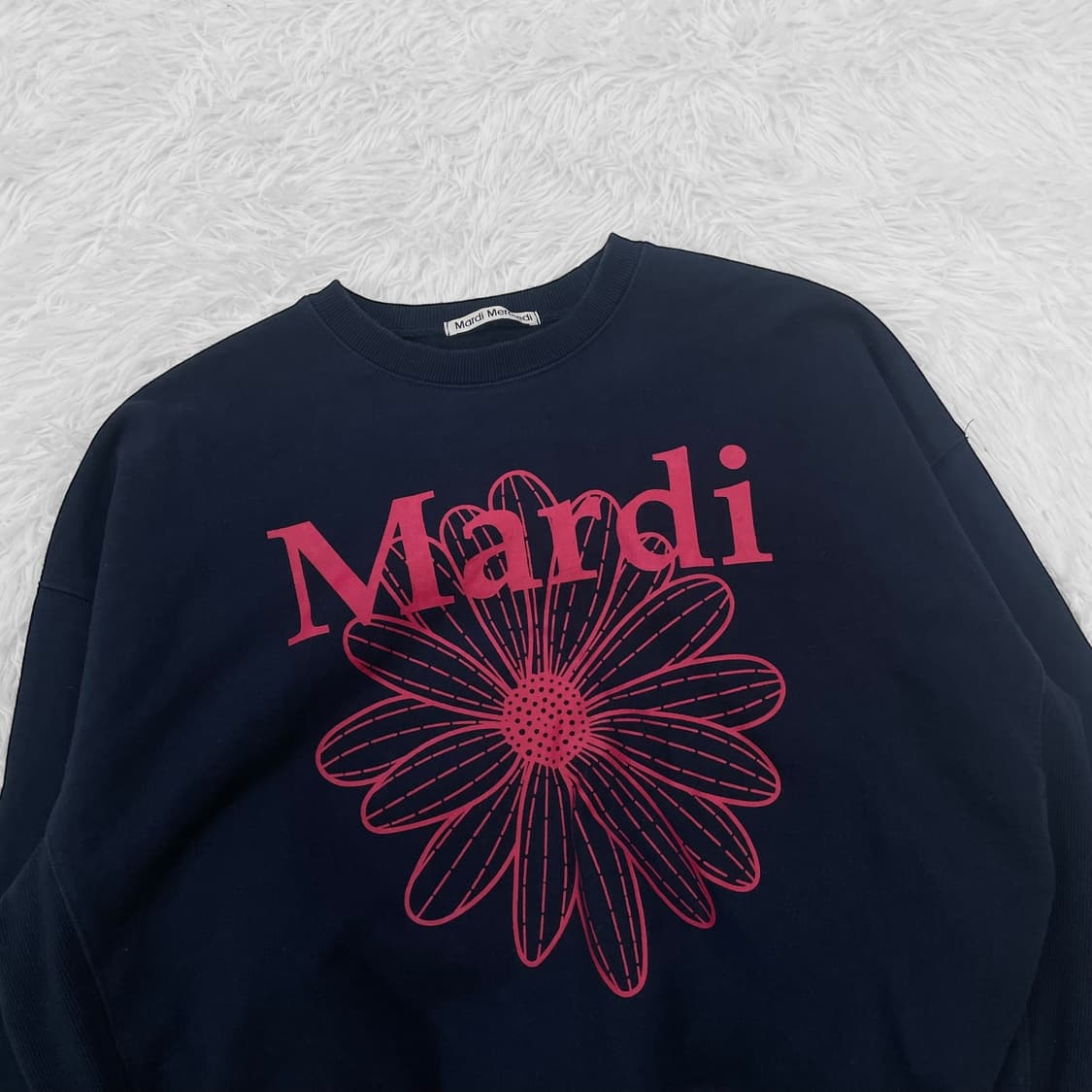 마르디메크르디 플라워 맨투맨 네이비 상품이미지3