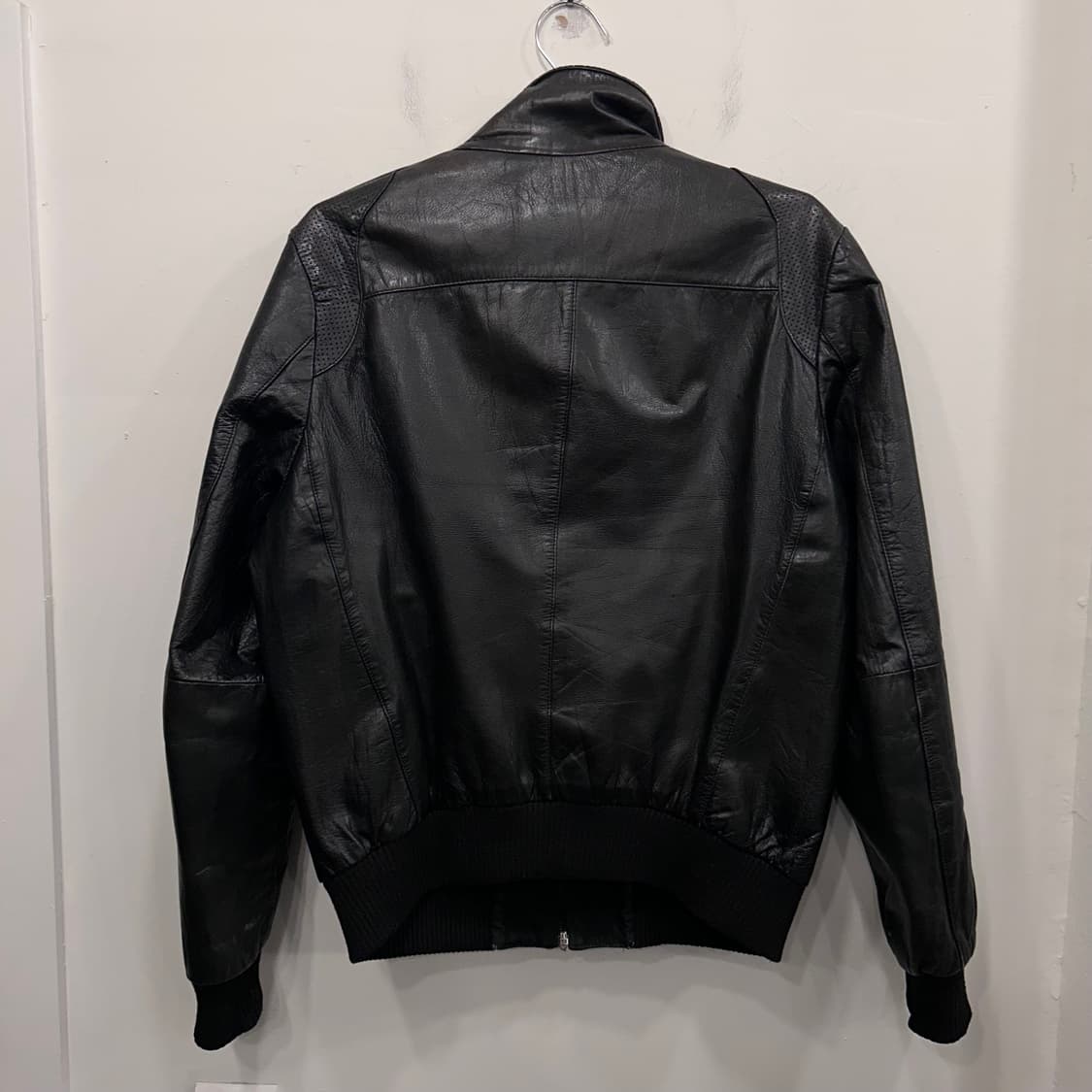 자라 쇼트 보머 하드 레더 바이커 자켓 상품이미지5