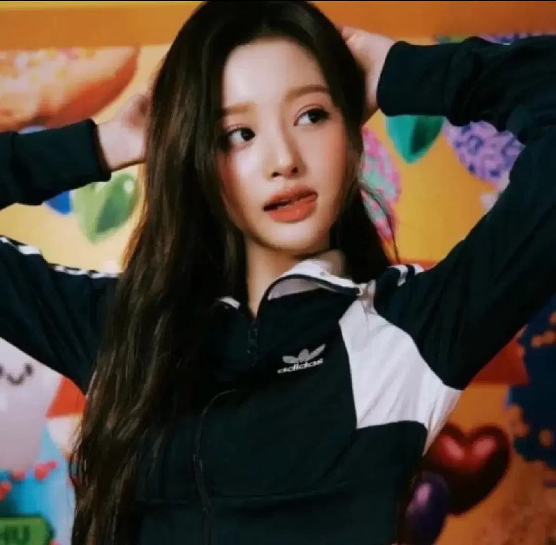 아디다스 희귀 대장급 유로파 파이어버드 트랙탑 져지 자켓 엔믹스 설윤 상품이미지2