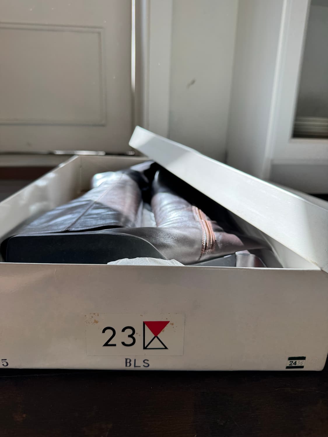 [MADE IN ITALY] 23구 스퀘어 토 가죽 롱부츠 상품이미지5