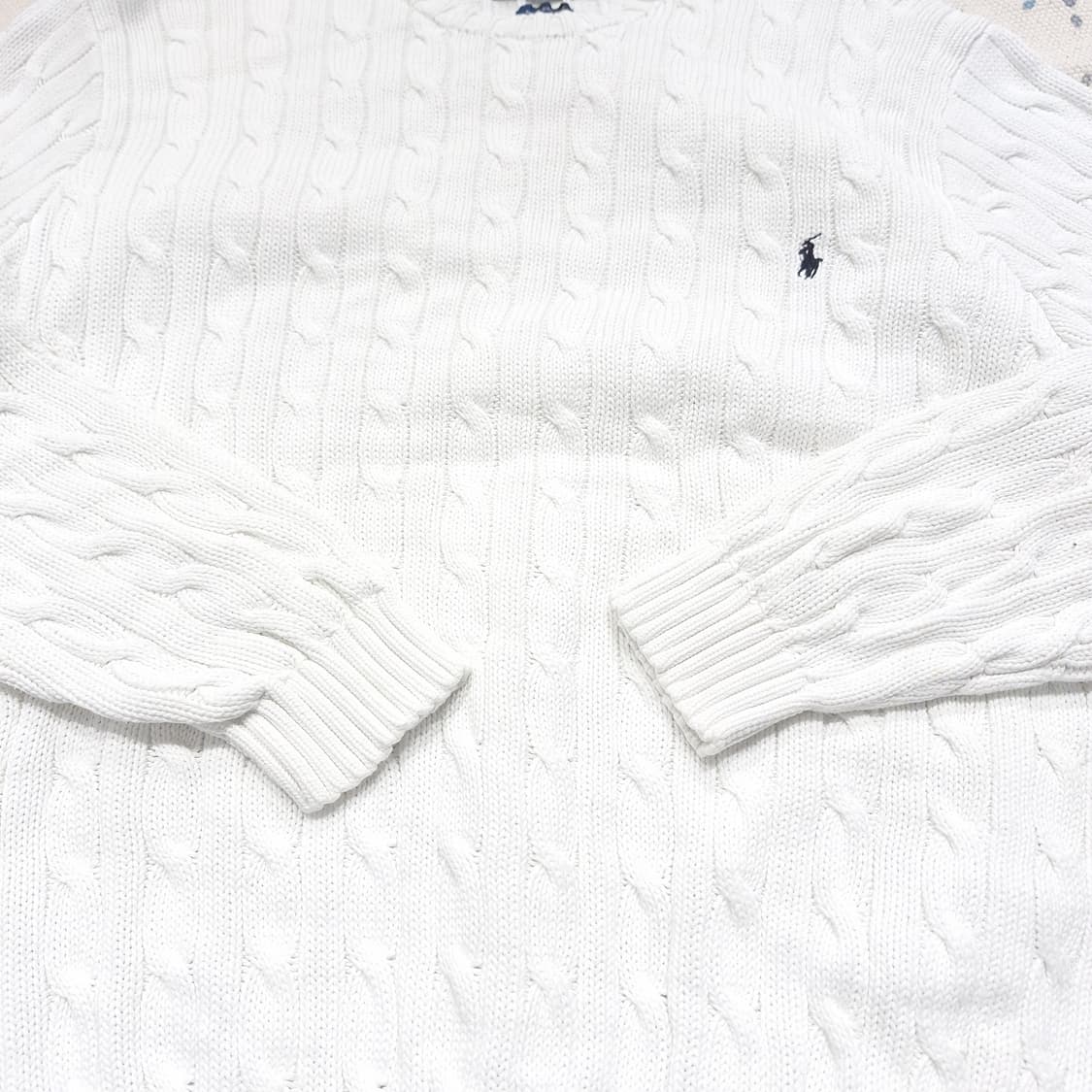 폴로랄프로렌 화이트 네이비포니 케이블 꽈배기 패턴 코튼 라운드넥 니트 상품이미지8