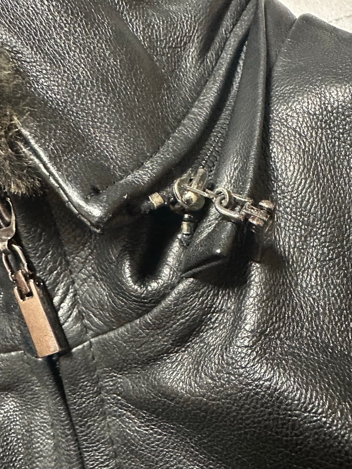 Fashion&style 퍼 레더 자켓  상품이미지3