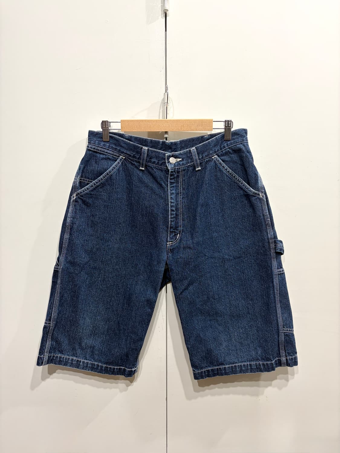 칼하트 데님 카펜터 쇼츠 상품이미지1