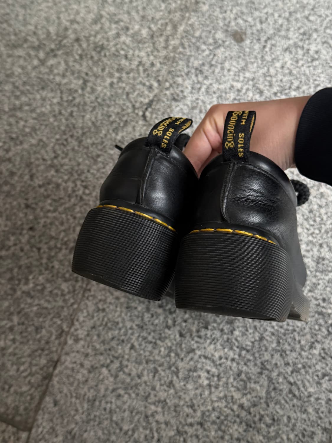 닥터마틴 3홀 크랜포드 블랙 상품이미지3