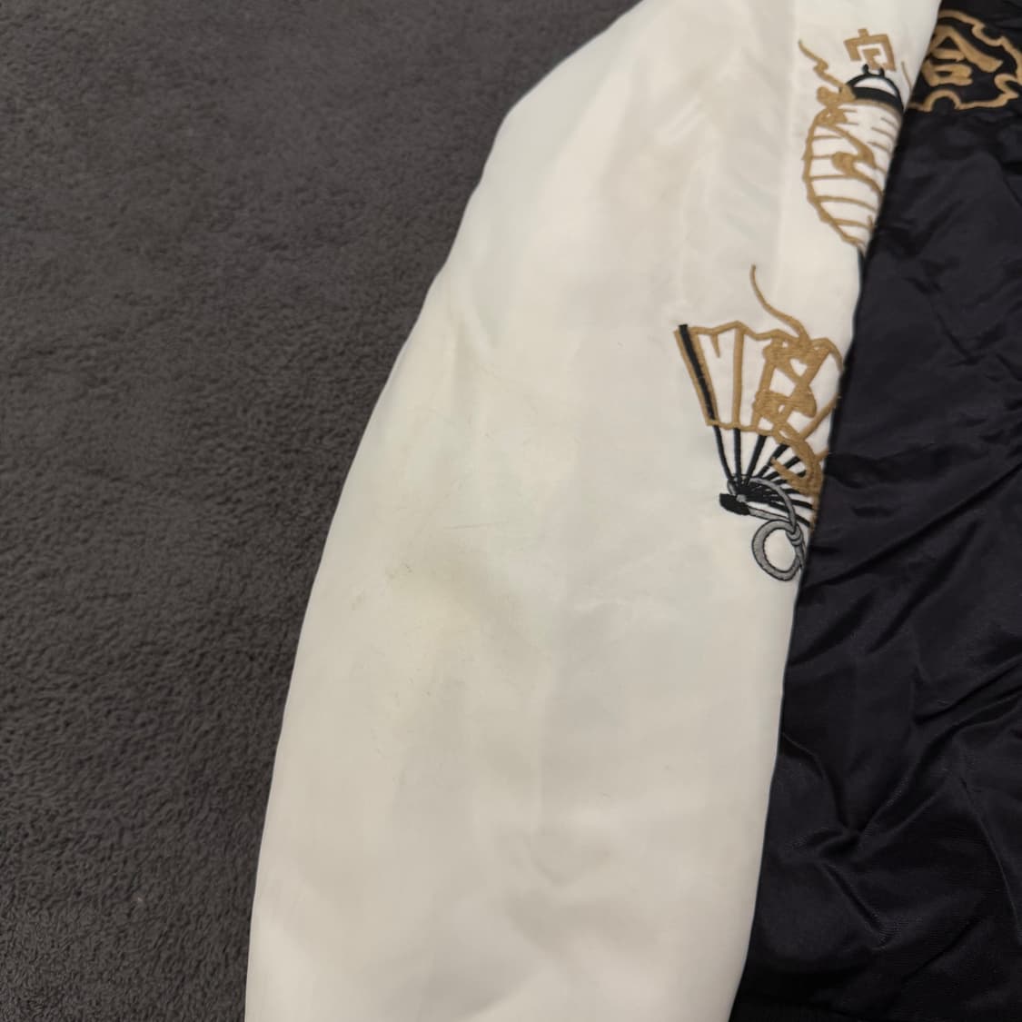 [정품/L] 뉴에라X하이브리드 빈티지 잉크 자수 스카쟌 자켓 상품이미지8