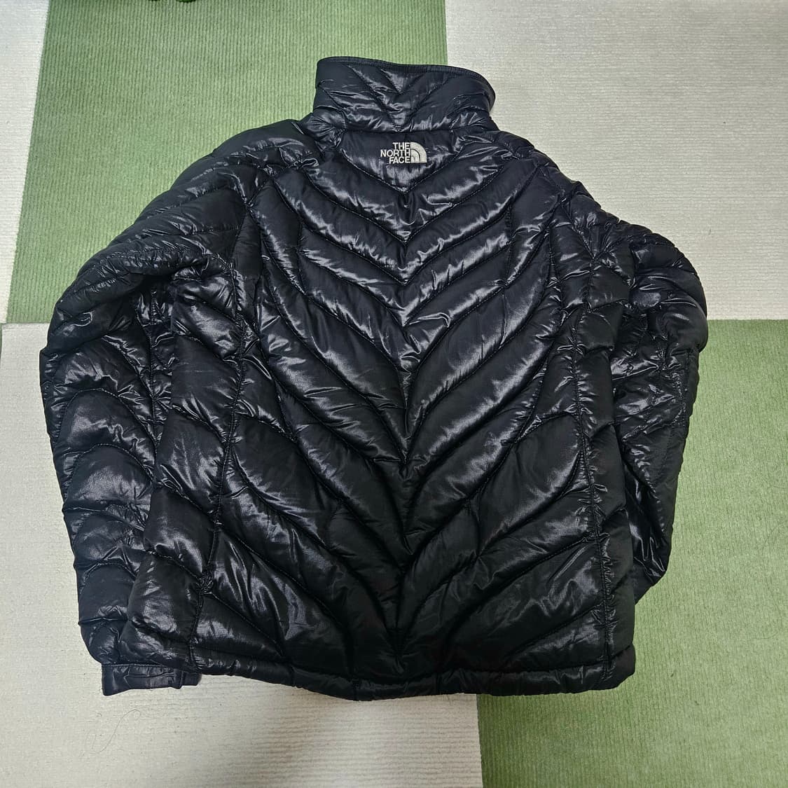 노스페이스 경량패딩 850  상품이미지3