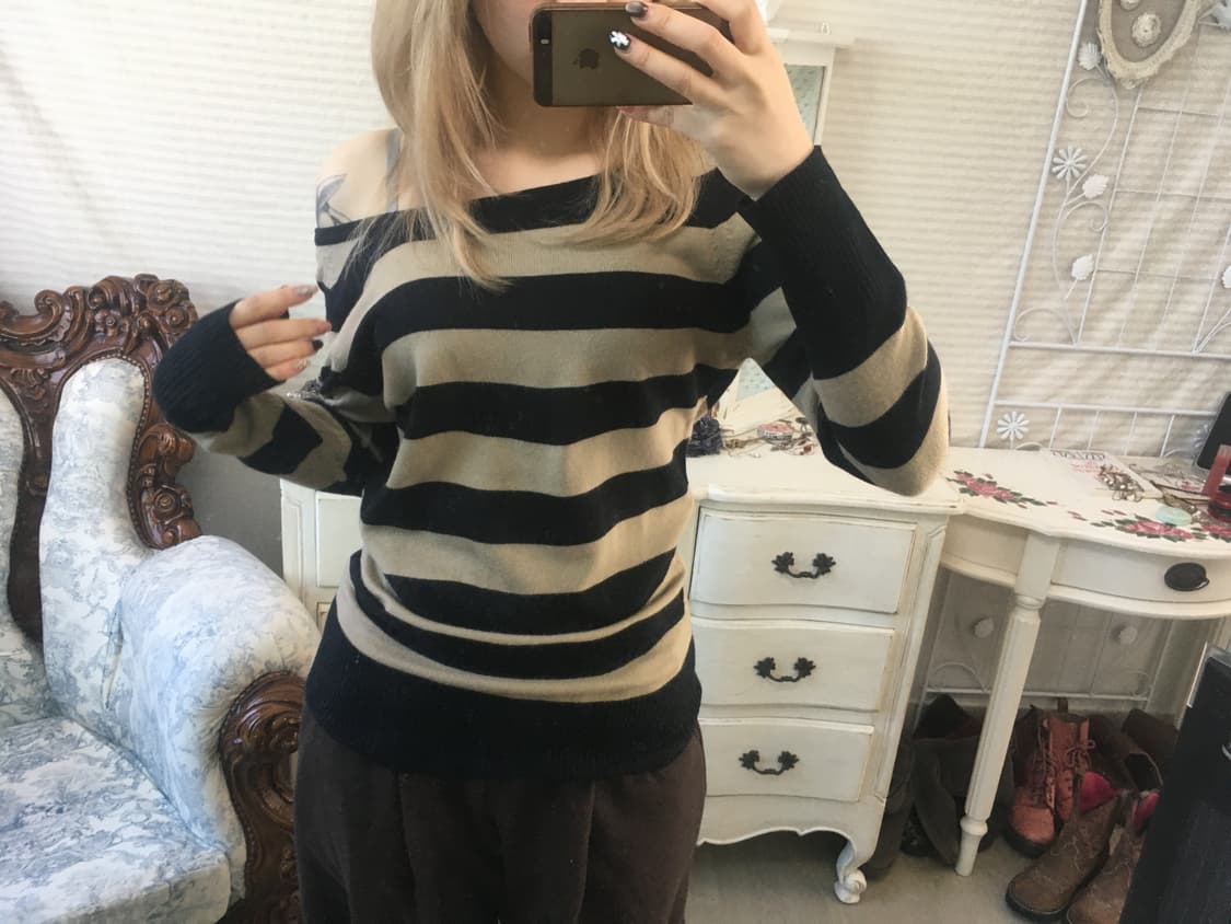 일본빈티지 베이지 스트라이프 오프숄더 니트 상품이미지3