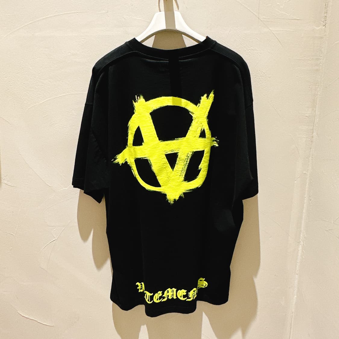 베트멍 유니섹스 더블 아나키 로고 오버사이즈 티 70% 상품이미지4