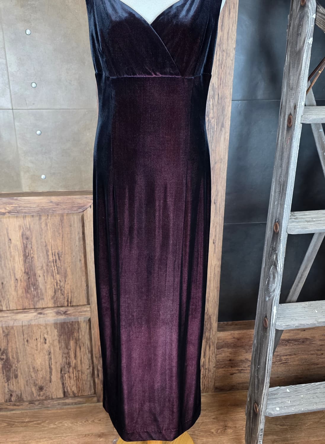 버건디 벨벳 롱 드레스 상품이미지3