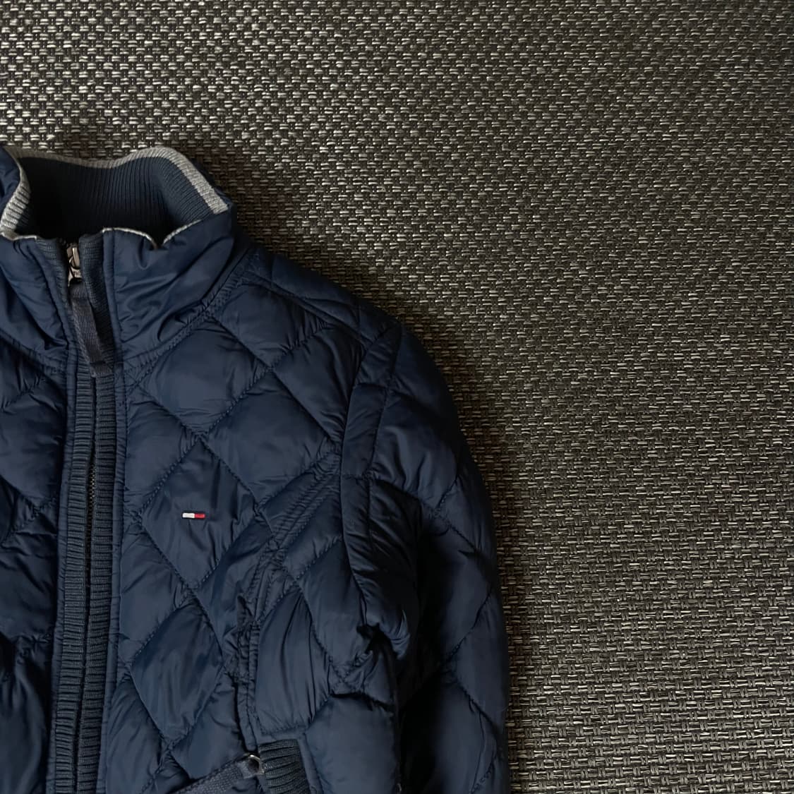타미힐피거 네이비 퀄팅 경량 패딩 S 상품이미지3