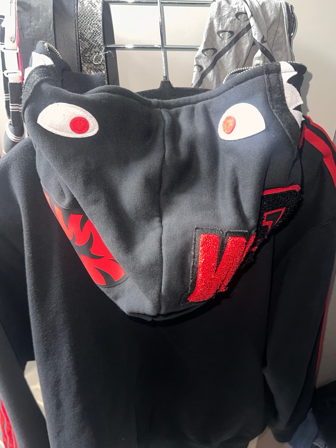 아디다스 x 베이프 얼티밋 샤크 후드 블랙  상품이미지2