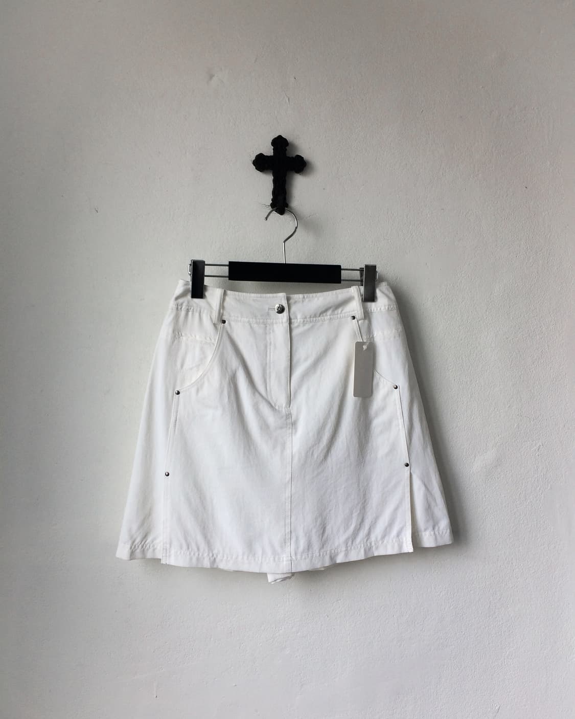 Stud point mini short skirt 상품이미지1