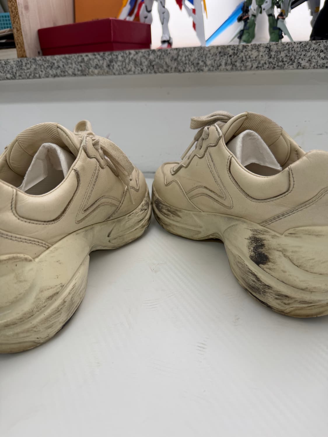 정품) 구찌 더티 라이톤 스니커즈 230 상품이미지7