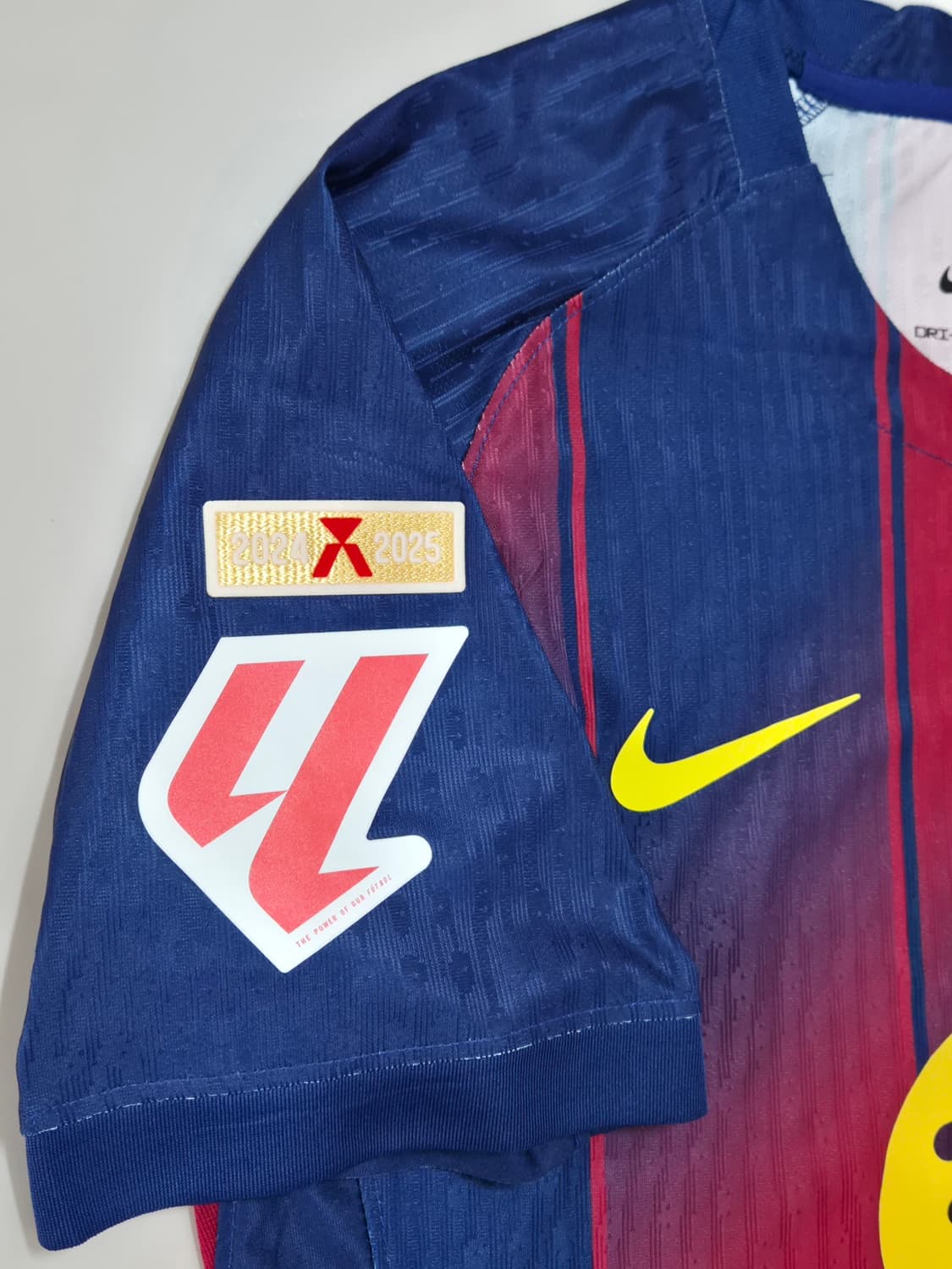 25-26 바르셀로나 홈킷 베르날 유니폼 L사이즈 상품이미지5