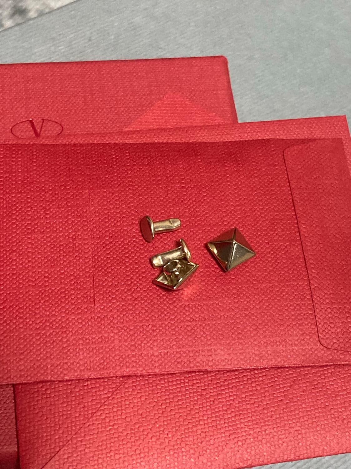 발렌티노 스터드 팔찌 상품이미지4