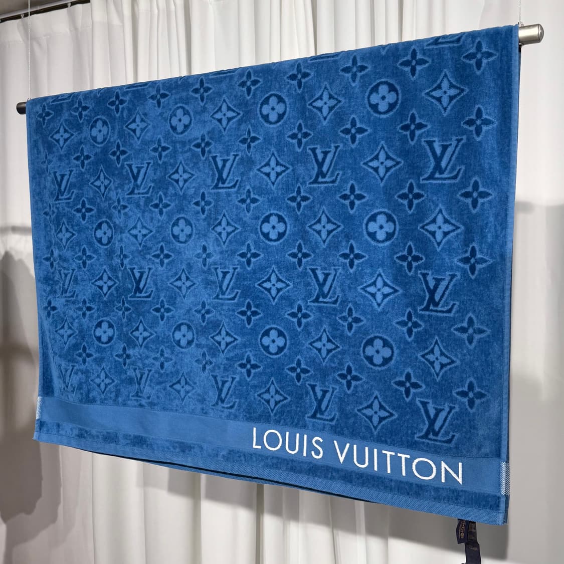 루이비통 블루 모노그램 비치 타올  상품이미지4