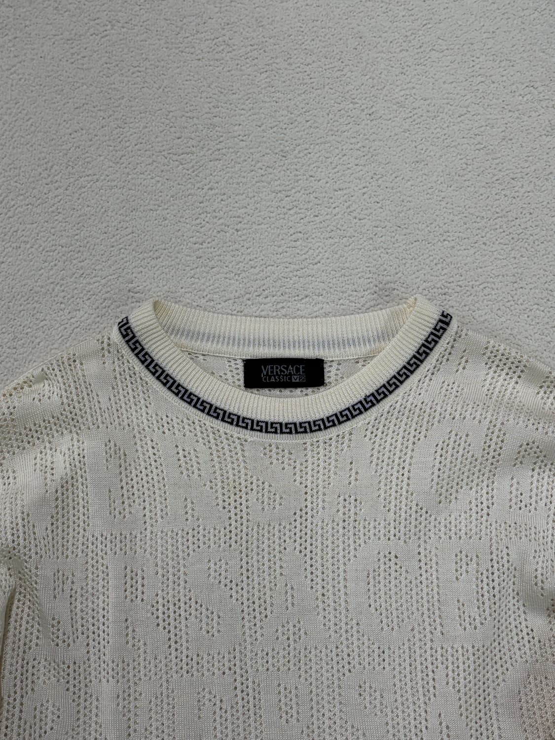베르사체 메쉬 레터링 니트 화이트 L 상품이미지2