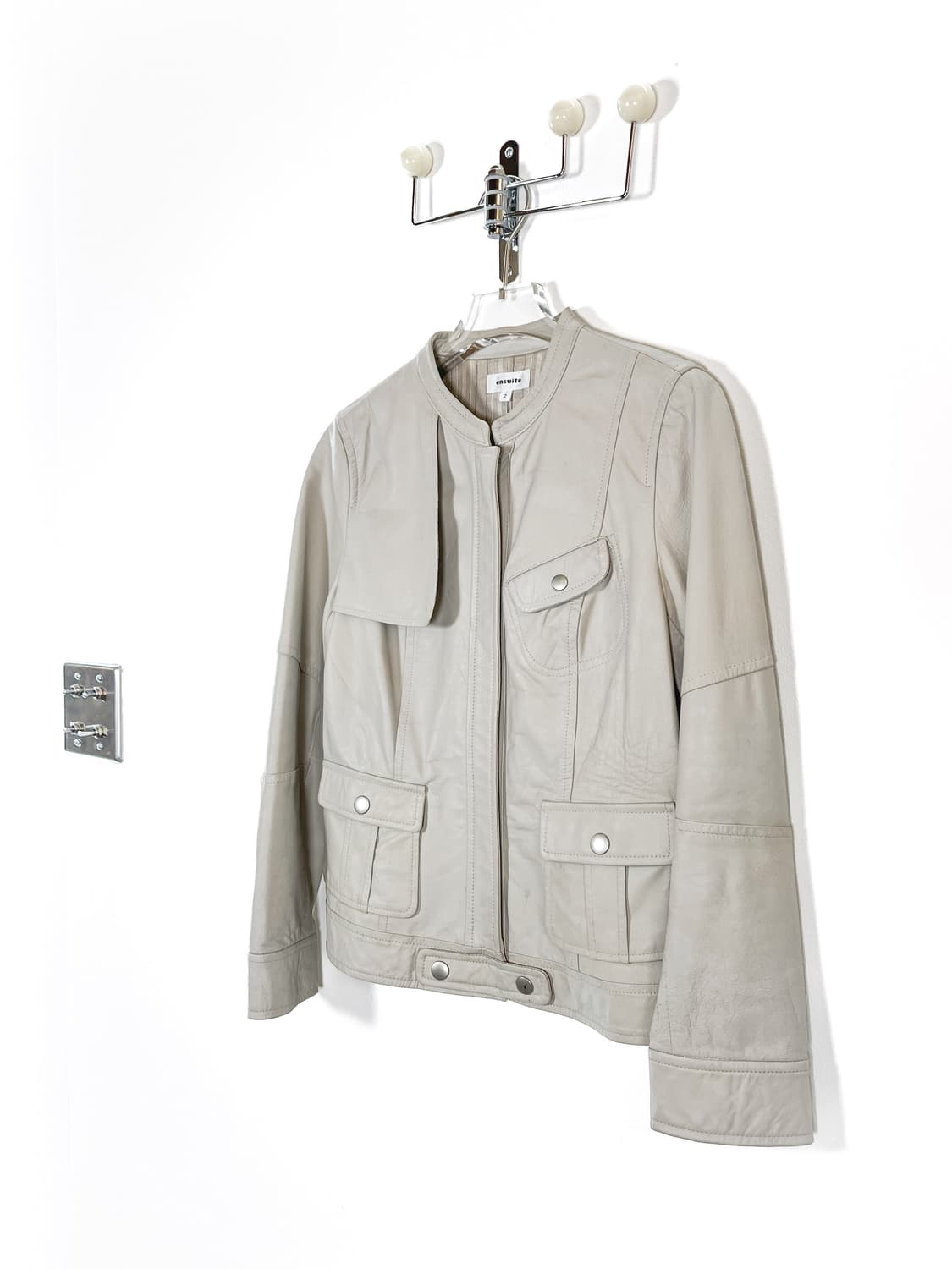 빈티지 화이트 레더 자켓 상품이미지4