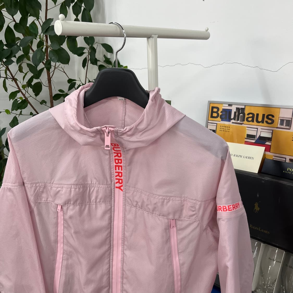 버버리 키즈 바람막이 14y(성인여성 가능) 상품이미지2