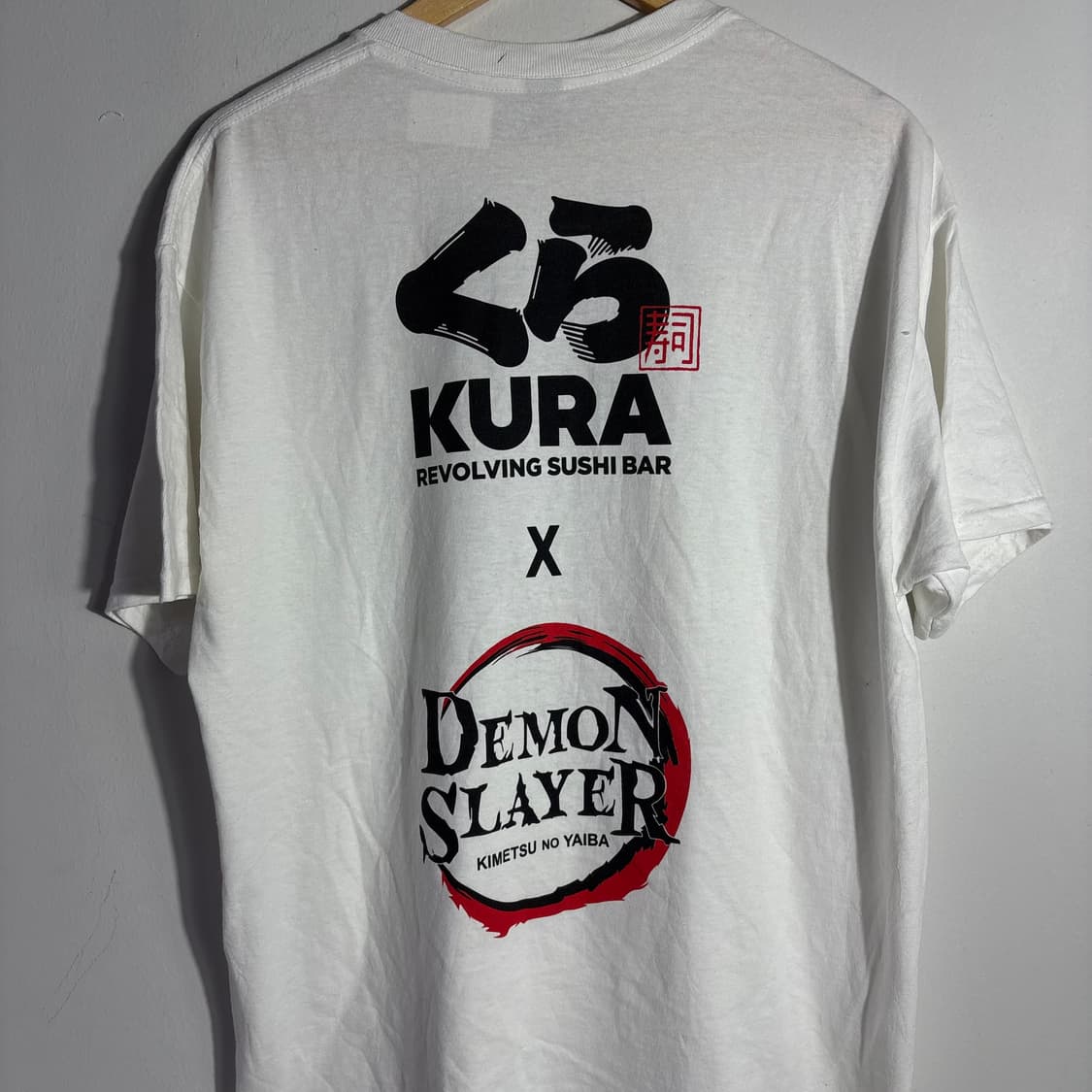 귀멸의칼날 쿠라콜라보 프린팅 반팔티 상품이미지5