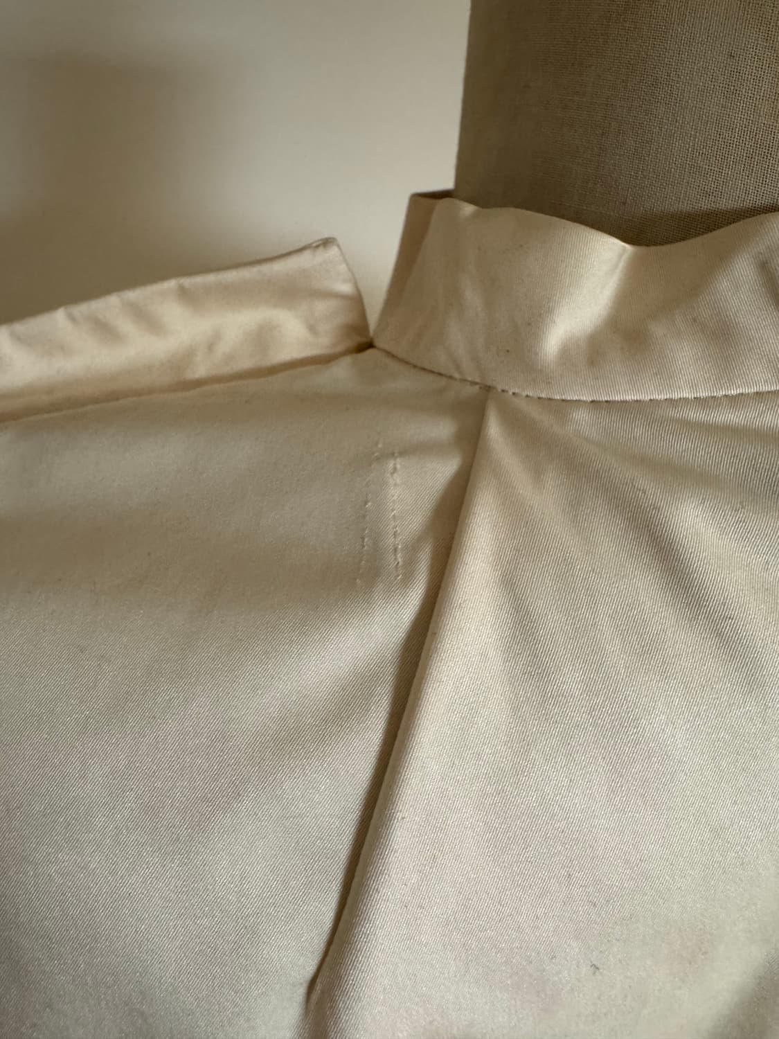 TOGA 아카이브 아이보리 블라우스36 상품이미지4