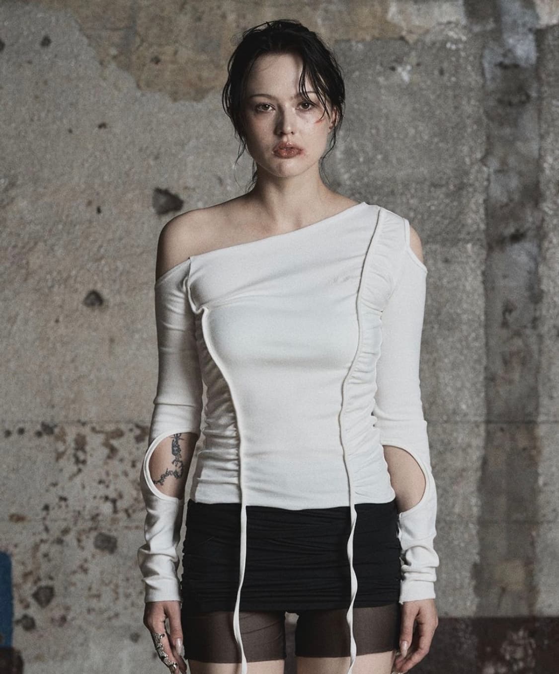 piarche shirring hole t_white 상품이미지1