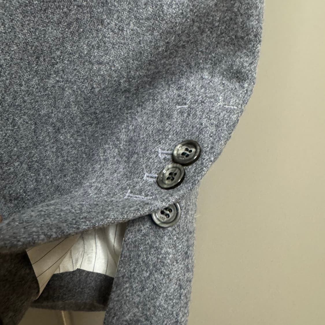 아미 드 꾀흐 그레이 울 싱글 슈트 셋업 50/40 사이즈 상품이미지3