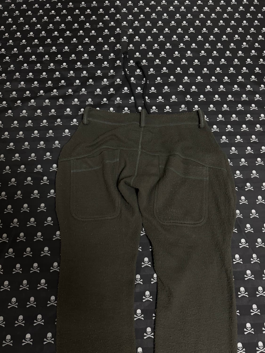 “Share Spirit” Fleece Tapered Pants 상품이미지4