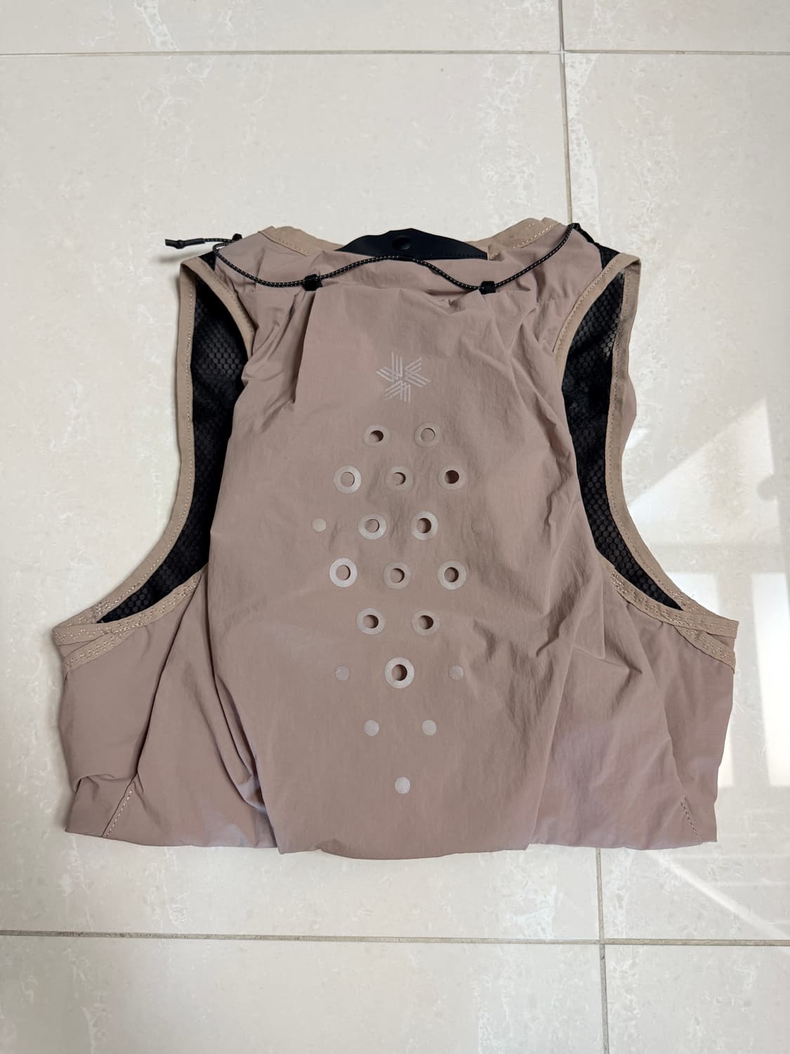 골드윈0 러닝조끼 러닝베스트 트레일백 상품이미지3