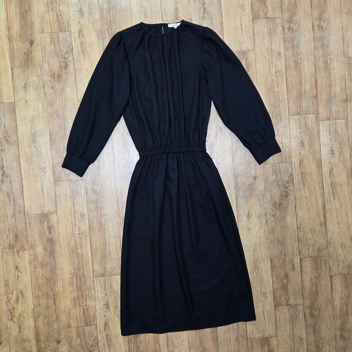 마이스(MAIS) 루즈핏 밴딩 셔링원피스 프리사이즈 새상품 상품이미지5