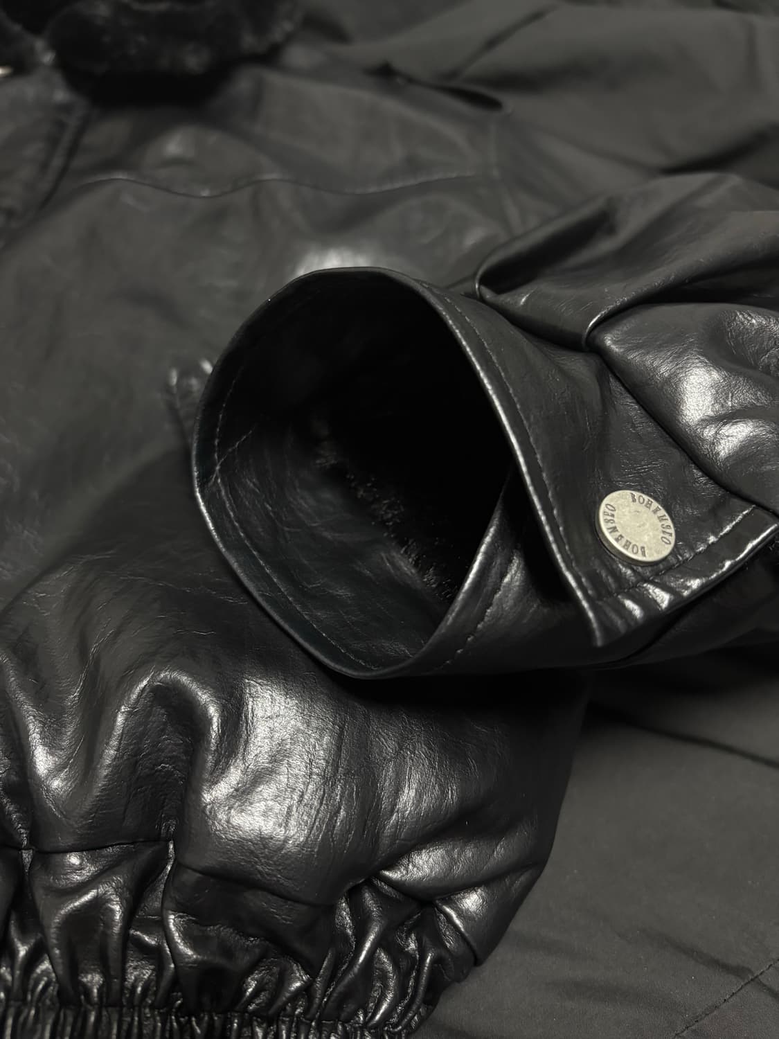 보헤미안서울 레더 퍼블루종 CRINKLED LEATHER FUR BLOU 상품이미지3