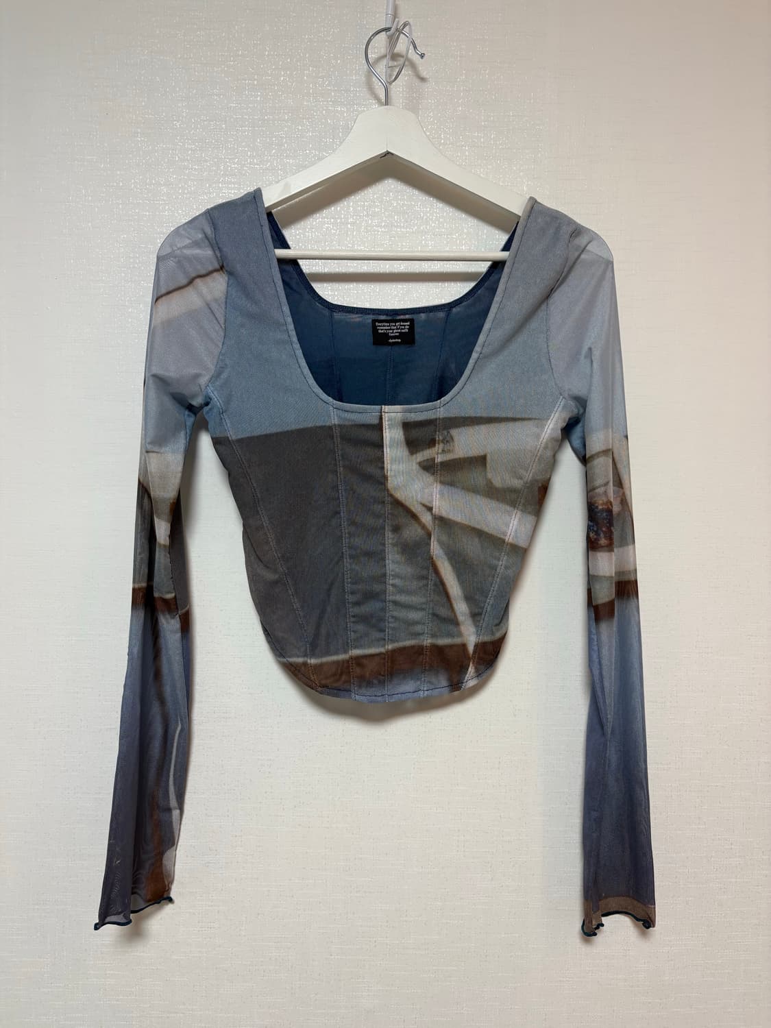 디와이도샵 코르셋 그래픽탑 상품이미지2