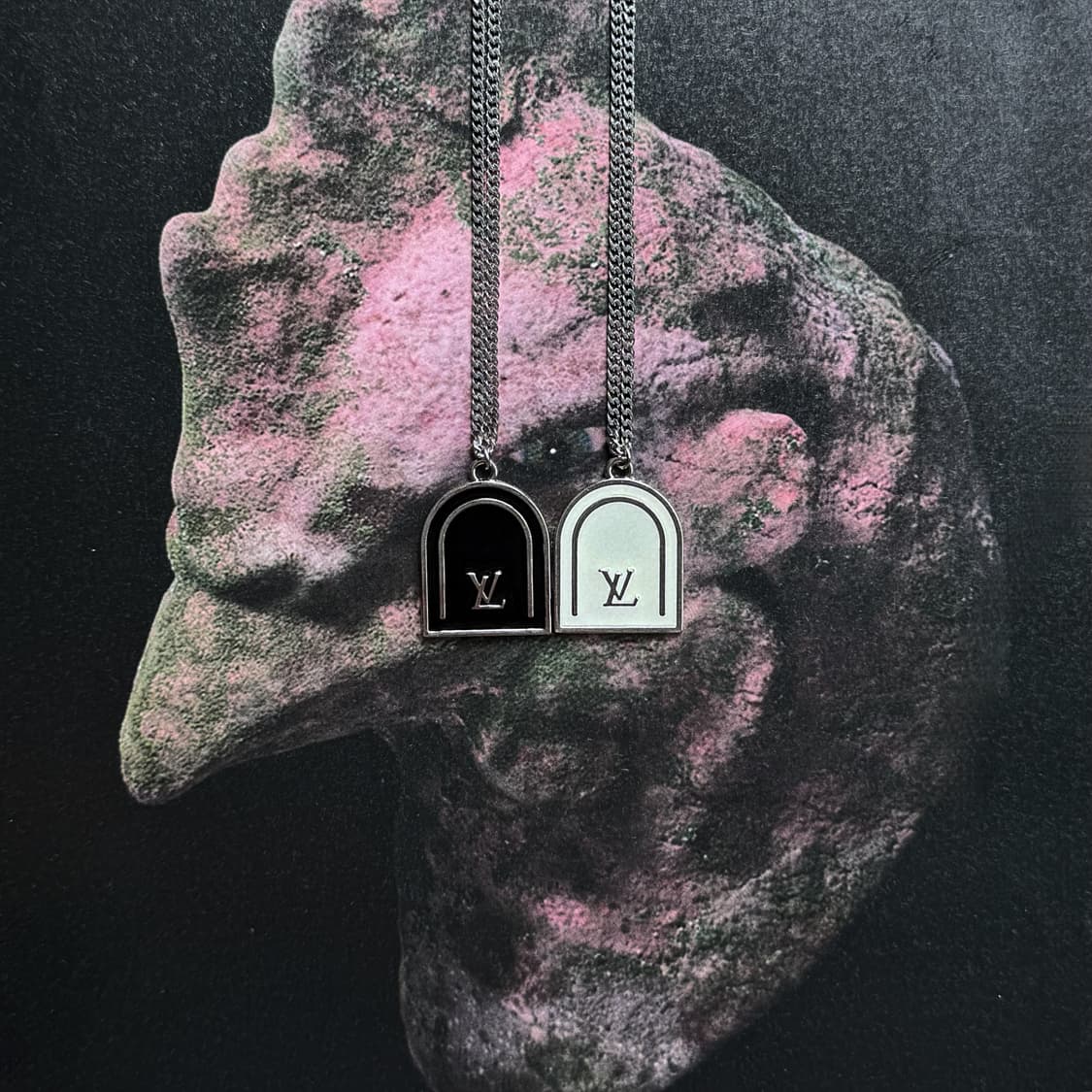 루이비통 빅 볼드 아치 실버 목걸이 업사이클링 목걸이 빈티지 목걸이 상품이미지1