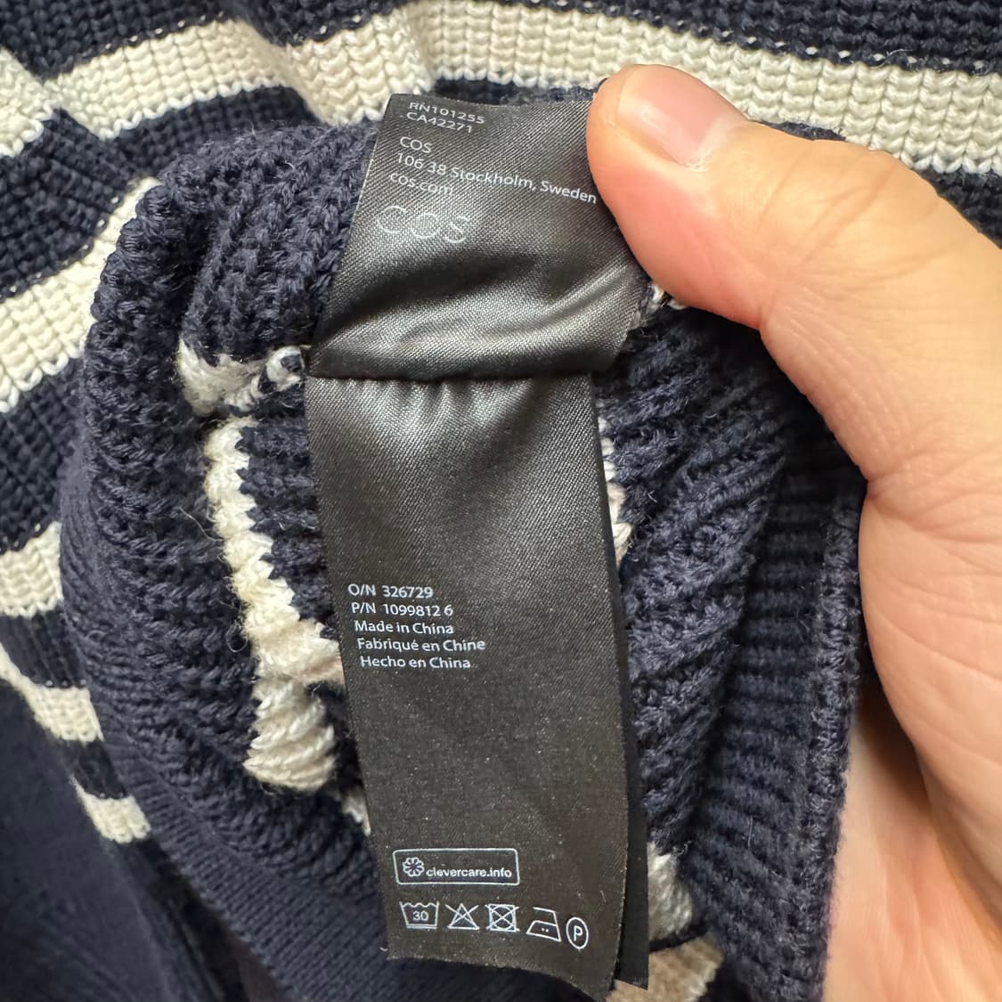 코스 cos 반집업 니트 상품이미지3