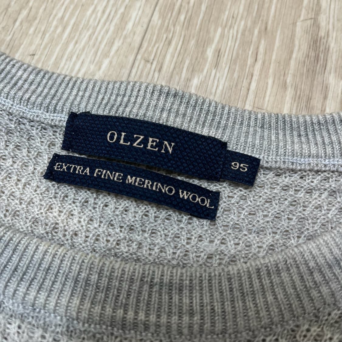 올젠 엑스트라 파인 메리노 울 라운드넥 니트 [그레이] M/95 상품이미지5