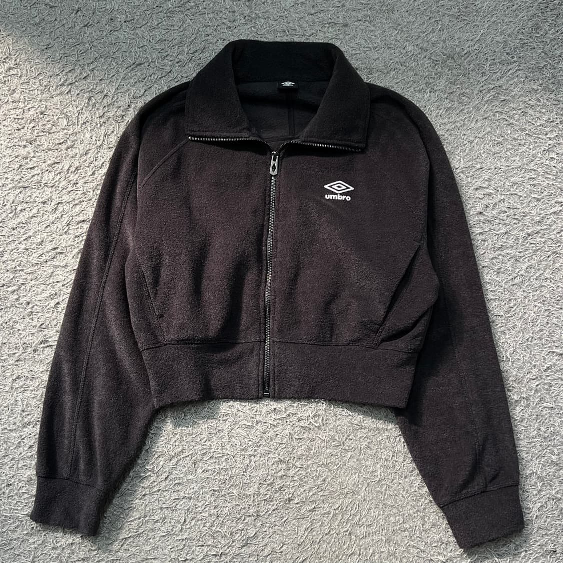 [우먼85] 엄브로 크롭후리스 상품이미지2