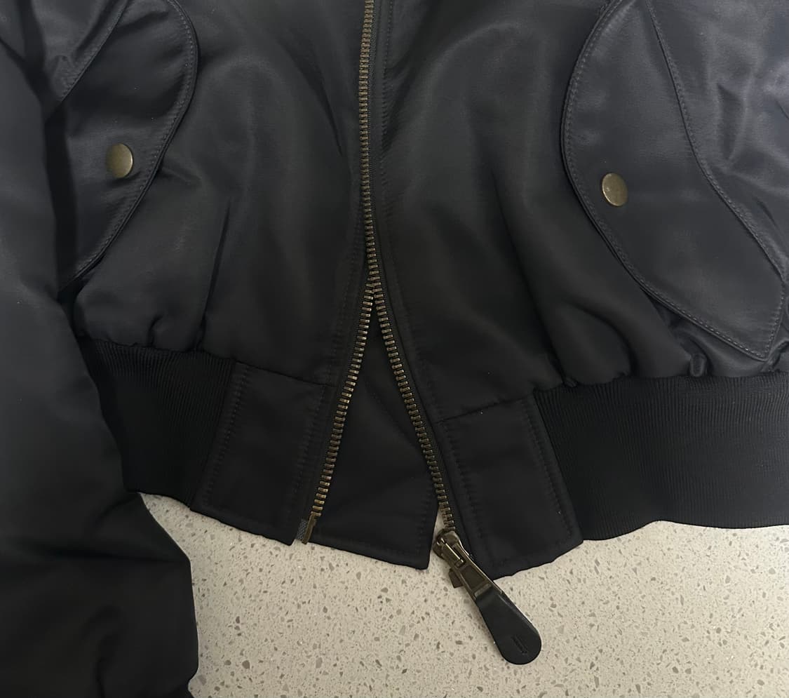 [ S ] 발렌시아가 크롭 봄버 블랙 [택 포함] 상품이미지3