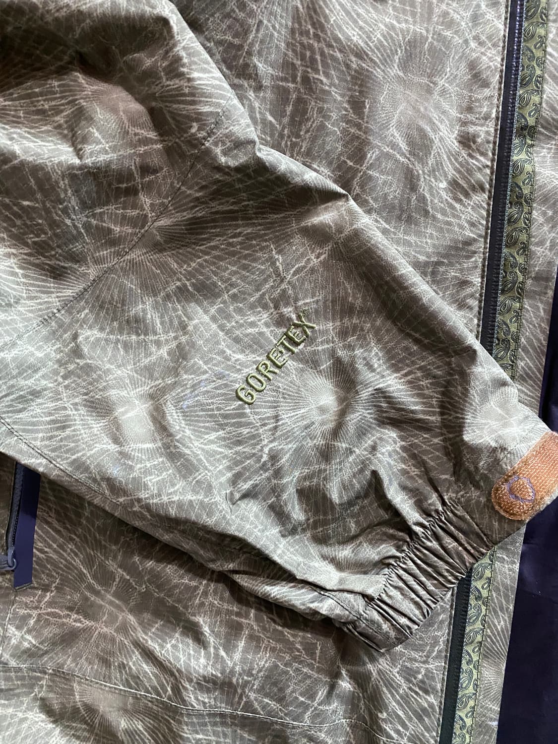 블랙야크 40주년 한정고어텍스 자켓 105 상품이미지4